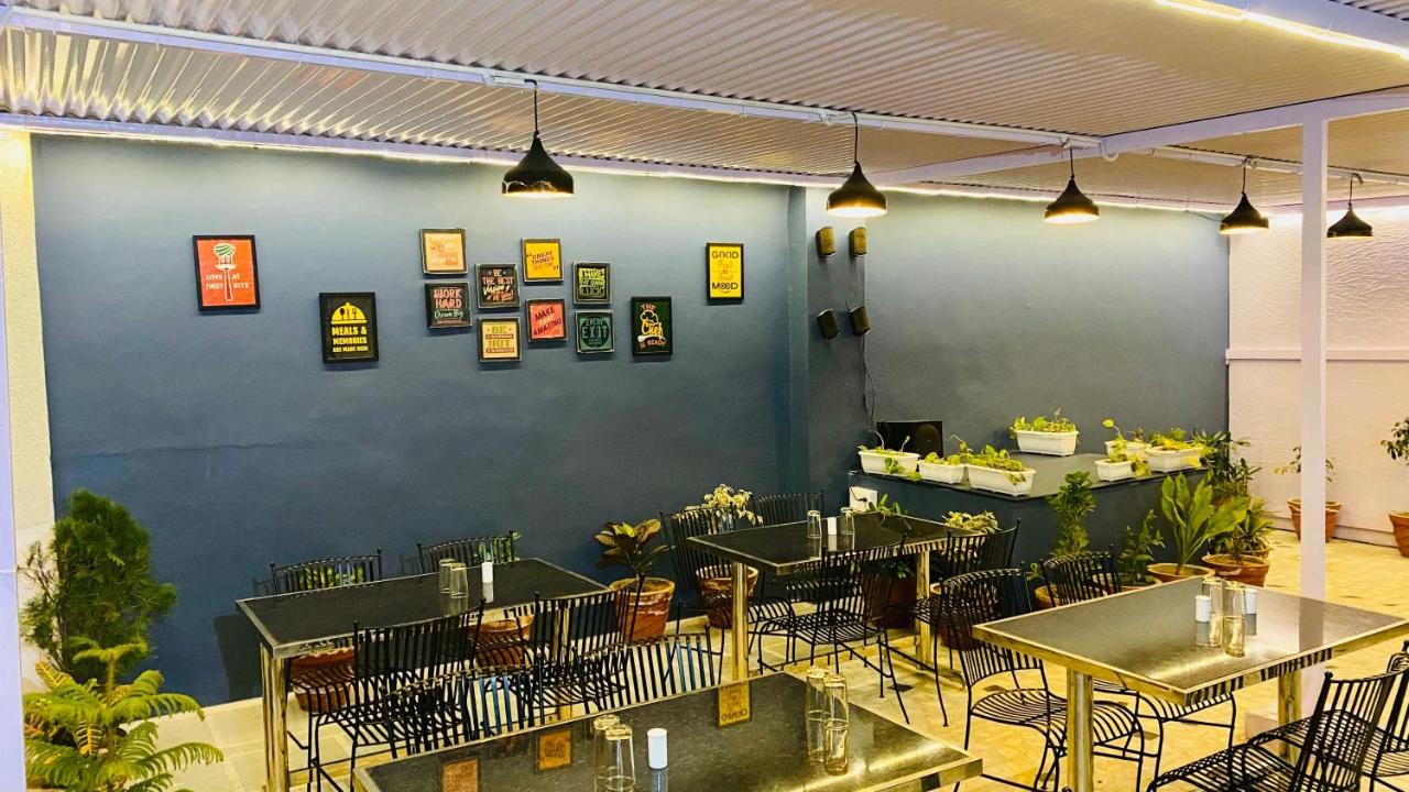 Hotel Pulse Inn Near Railway Station Dzsaipur Kültér fotó