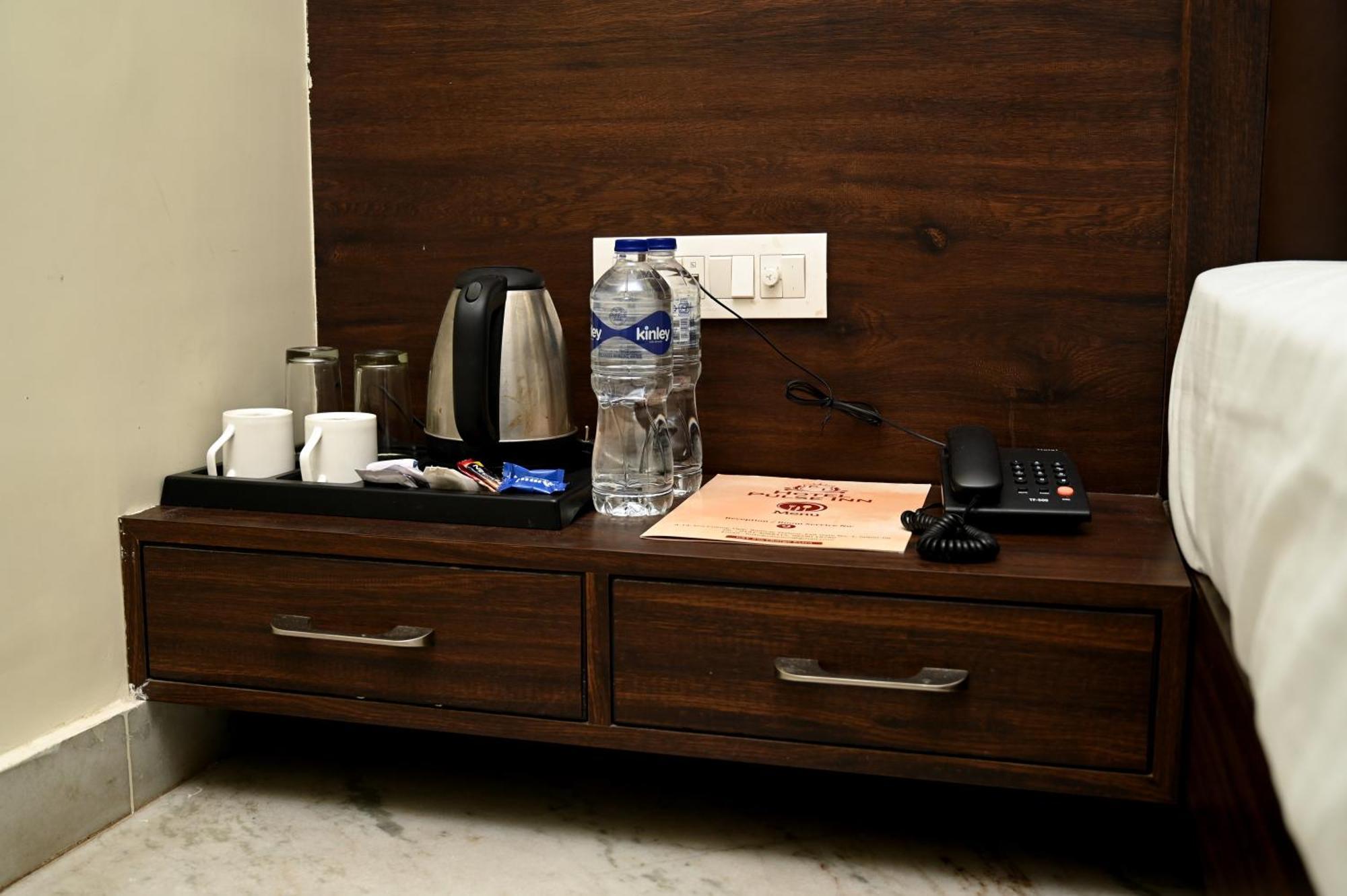 Hotel Pulse Inn Near Railway Station Dzsaipur Kültér fotó