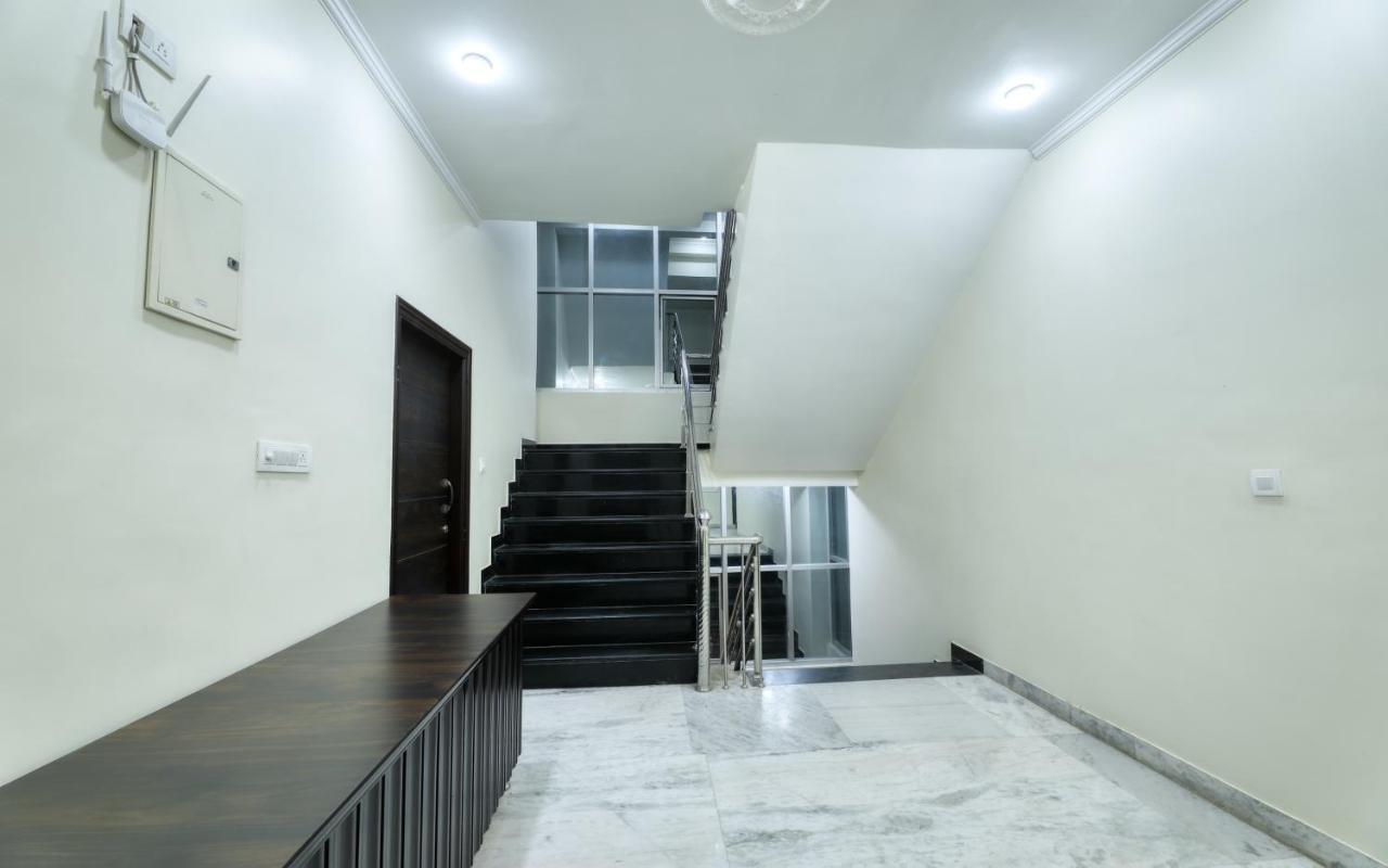 Hotel Pulse Inn Near Railway Station Dzsaipur Kültér fotó