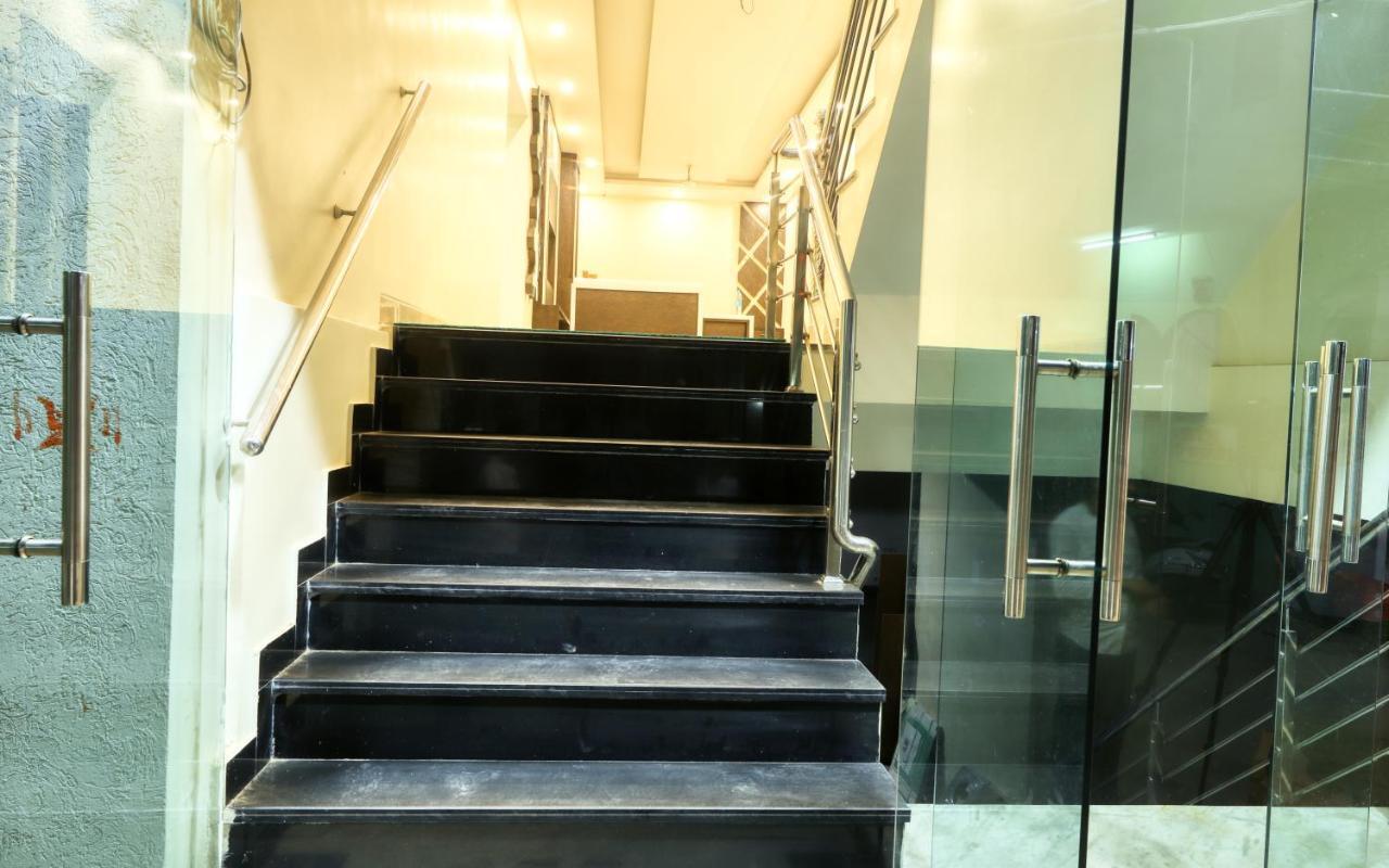 Hotel Pulse Inn Near Railway Station Dzsaipur Kültér fotó